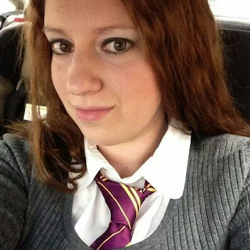 Joanna Peterson Photo 24