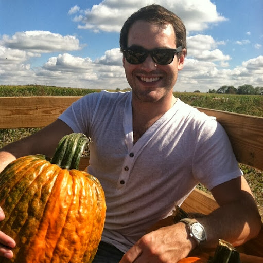 Jonathan Schaefer Photo 7