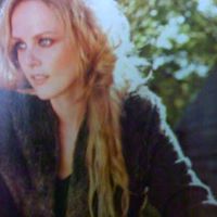Angie Meadows Photo 4