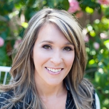 Jennifer Silvas Photo 28