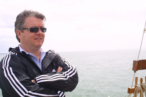 Robert Farrell Photo 33