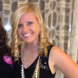 Samantha Hanson Photo 40