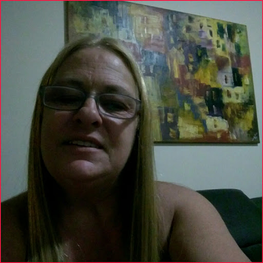 Andrea Lynch Photo 15