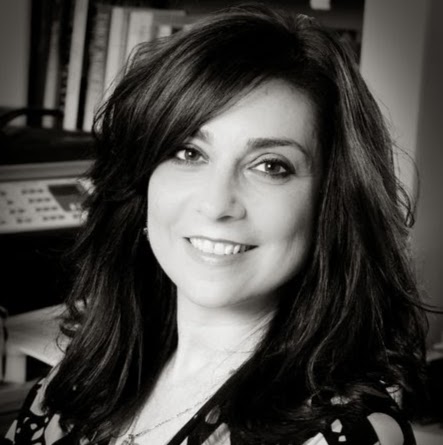 Lisa Millar Photo 6