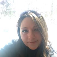 Angelique Howell Photo 8