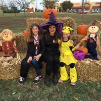 Jennifer Pinkerton Photo 38