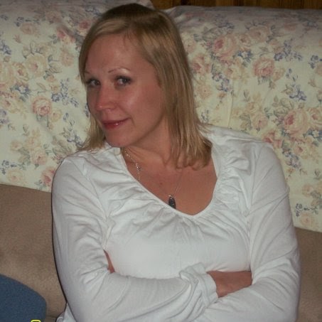 Jennifer Tyler Photo 29