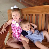 Amy Kratzer Photo 12