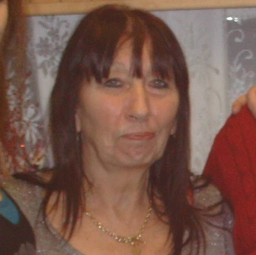 Janice Davies Photo 17