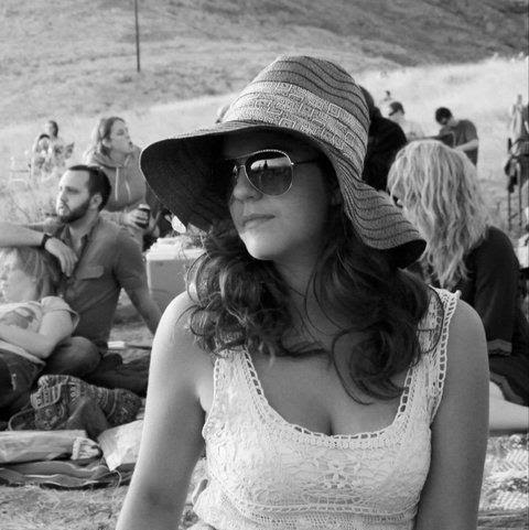 Jessica Johns Photo 25