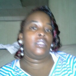 Angela Toliver Photo 3