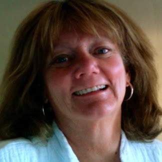 Linda Stark Photo 31