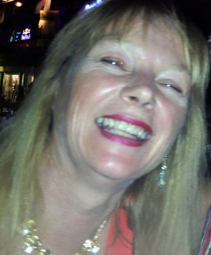 Katrina Thomson Photo 26