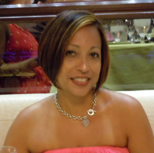 Jeanette Calderon Photo 21