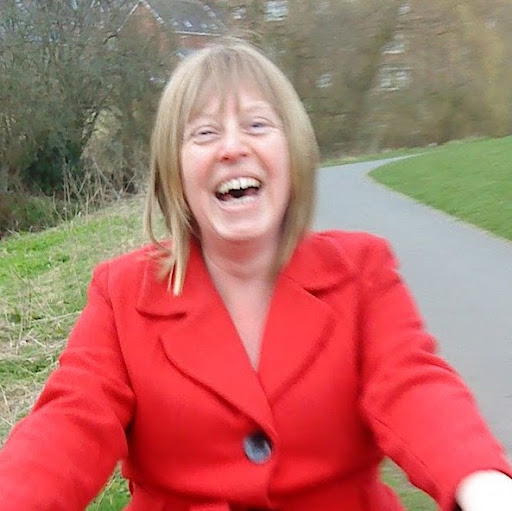 Elaine Harrison Photo 22