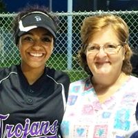 Sadie Simmons Photo 3