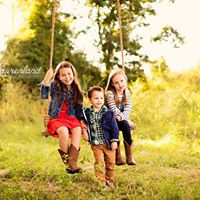 Julie Howell Photo 11
