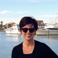 Vicki Cummings Photo 17