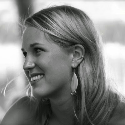Elizabeth Walthall Photo 13