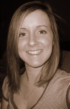 Andrea Jones Photo 44