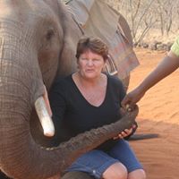 Kathleen Lowe Photo 28