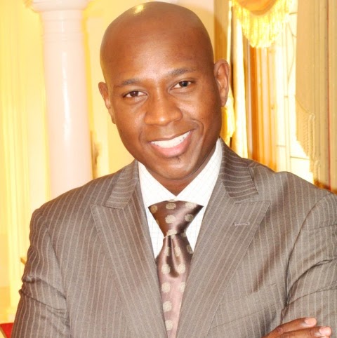 Victor Tate Photo 25