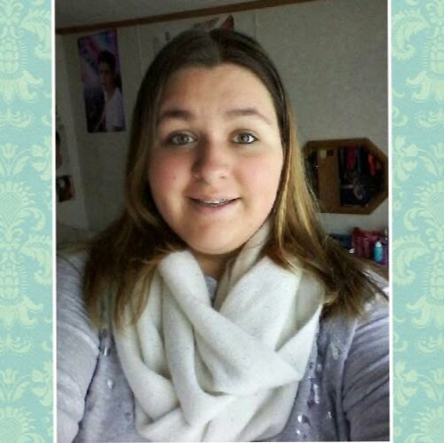 Megan Hansen Photo 39