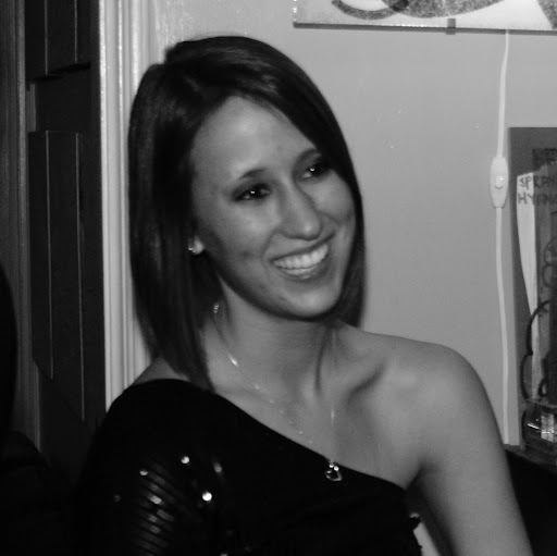 Catherine Bass Photo 32