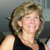 Suzanne Ellis Photo 28