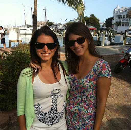 Carla Perez Photo 32