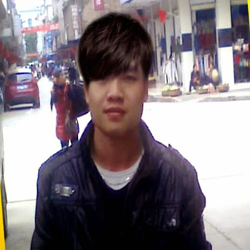 Thai Pham Photo 22