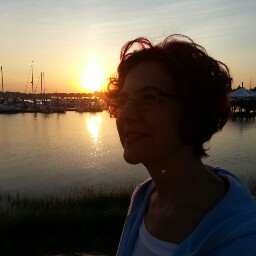 Andrea Robbins Photo 29