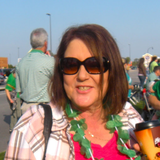 Debbie Burns Photo 12