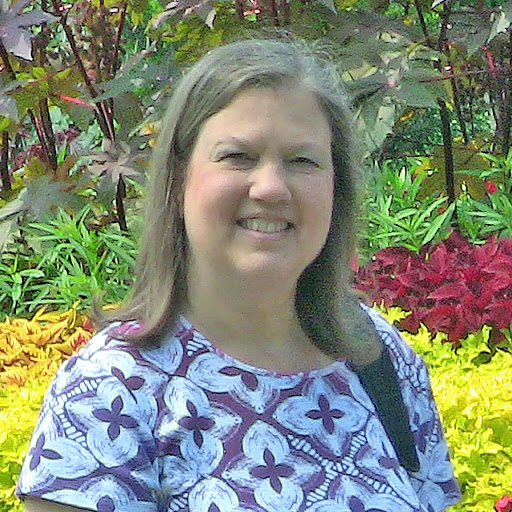 Vivian Edwards Photo 32