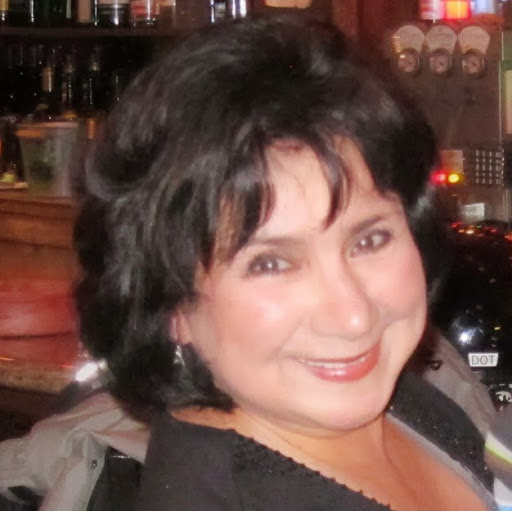 Gloria Steele Photo 2