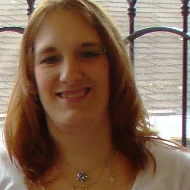 Julie Blum Photo 32