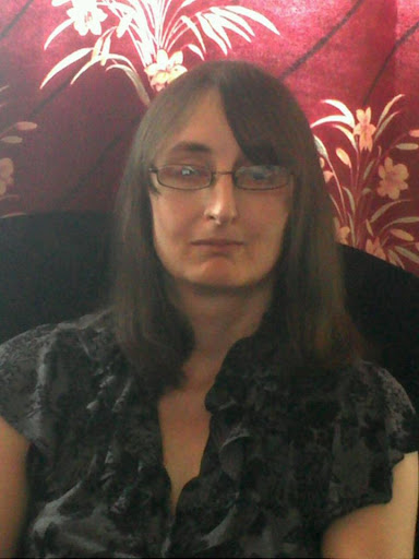 Julie Welsh Photo 13