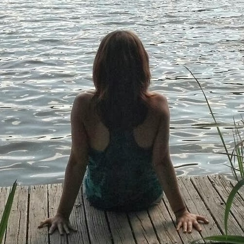 Sara Pratt Photo 6