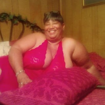 Linda Hardy Photo 34