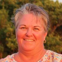 Robin Broyles Photo 6