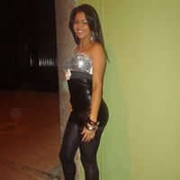 Karina Casares Photo 11