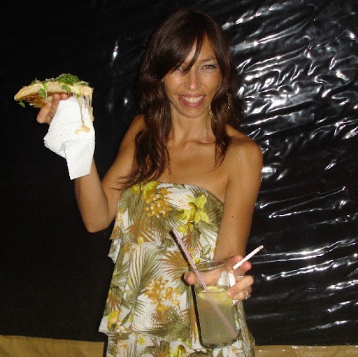 Veronica Gomez Photo 40