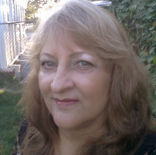Annette Ludwig Photo 4