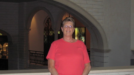 Roberta Fox Photo 10
