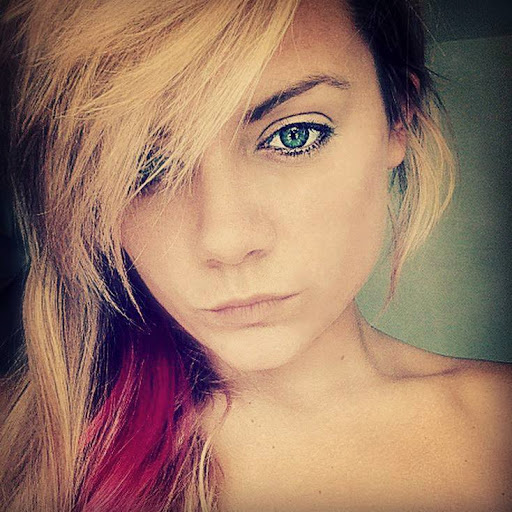 Samantha King Photo 48