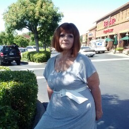 Ellen Marshall Photo 29