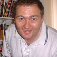 Daniel Cross Photo 12