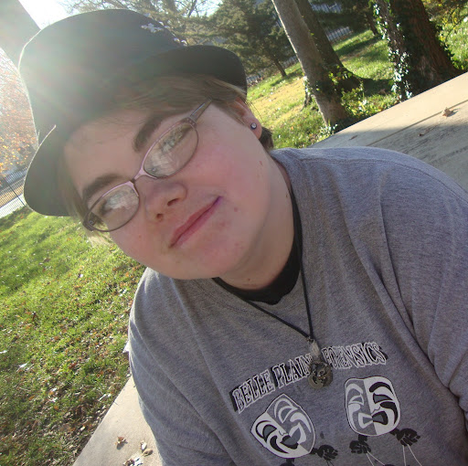 Erin Carpenter Photo 37