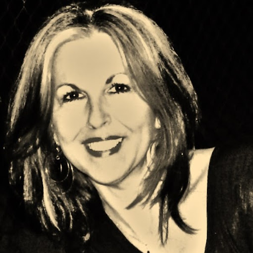 Marilyn Roy Photo 32