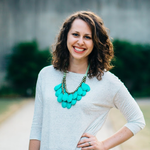 Abigail Russell Photo 10